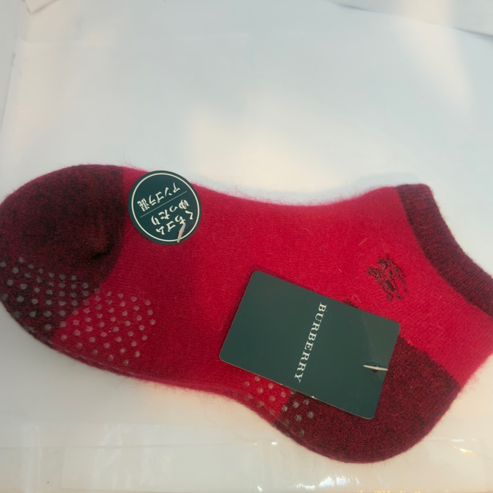 Burberry Deep Red Casual wool Socks - Picture 2 of 8